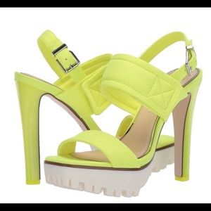 Jessica Simpsons Platform Sandals